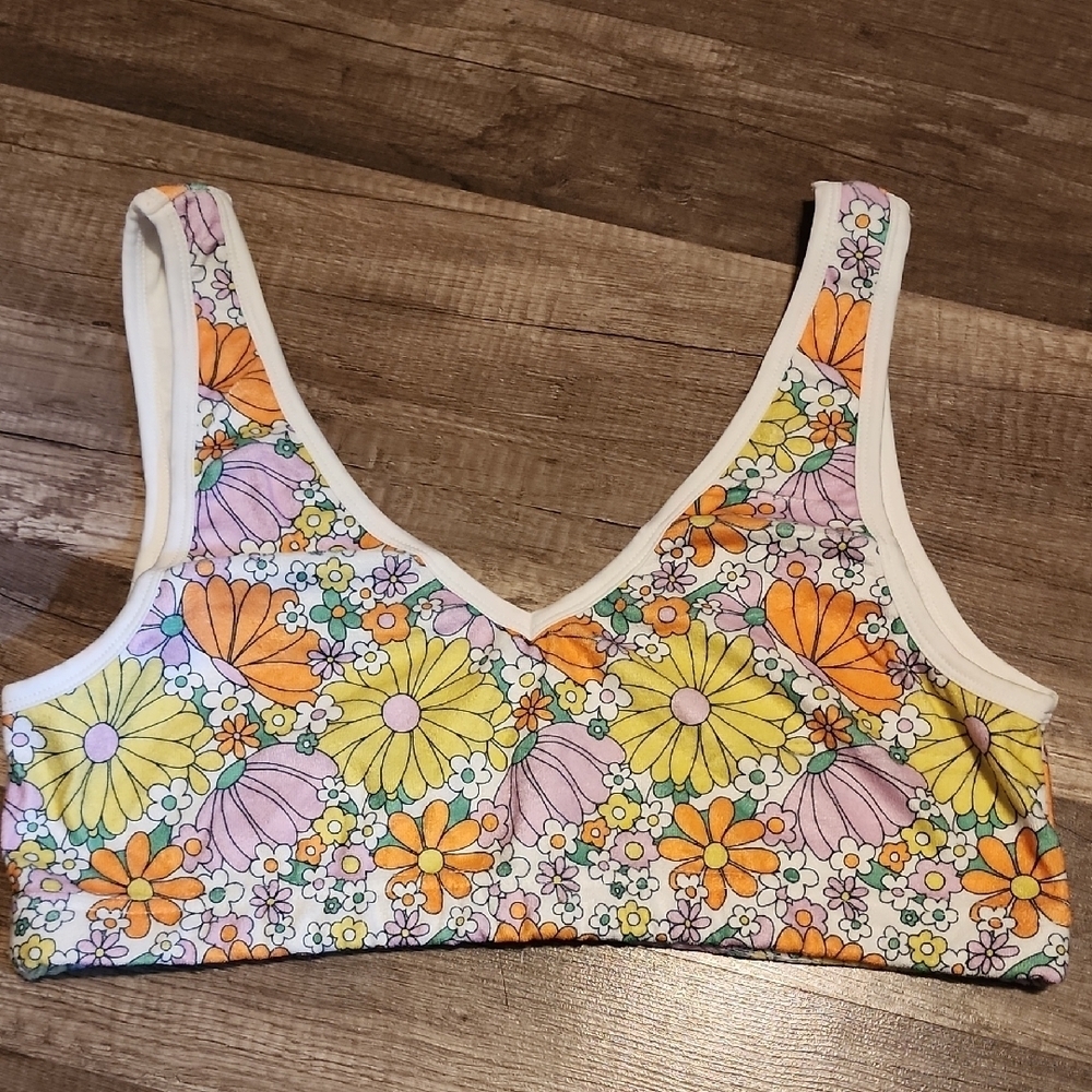 Blakeley Floral Print Sports Bra With A 70's Vibe! Super Soft 1X NWOT